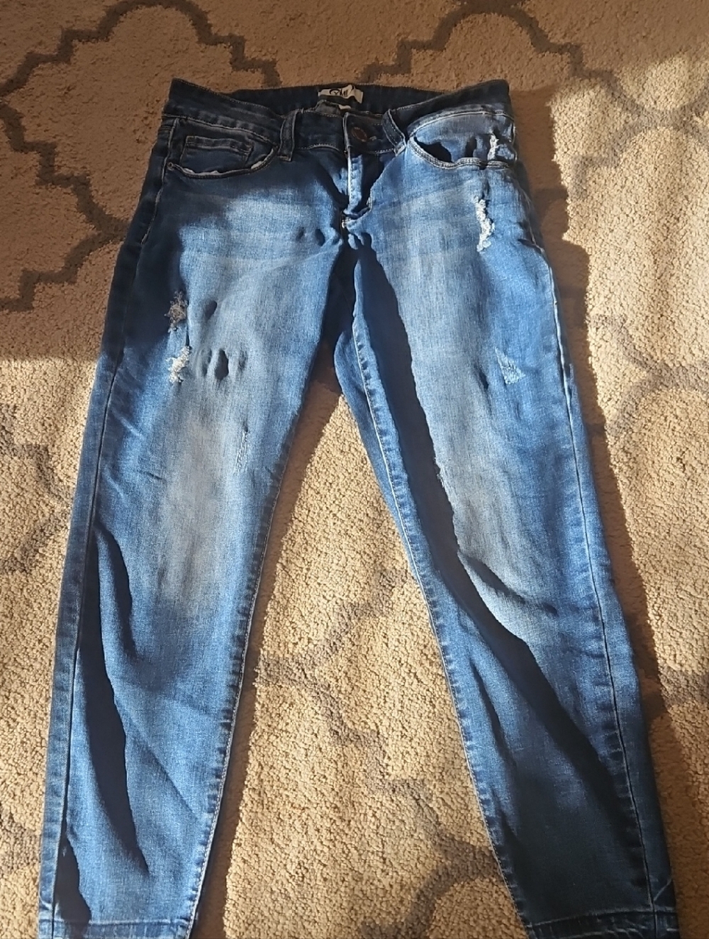 YMI Women's Skinny Jeans - Blue Distressed Size 7